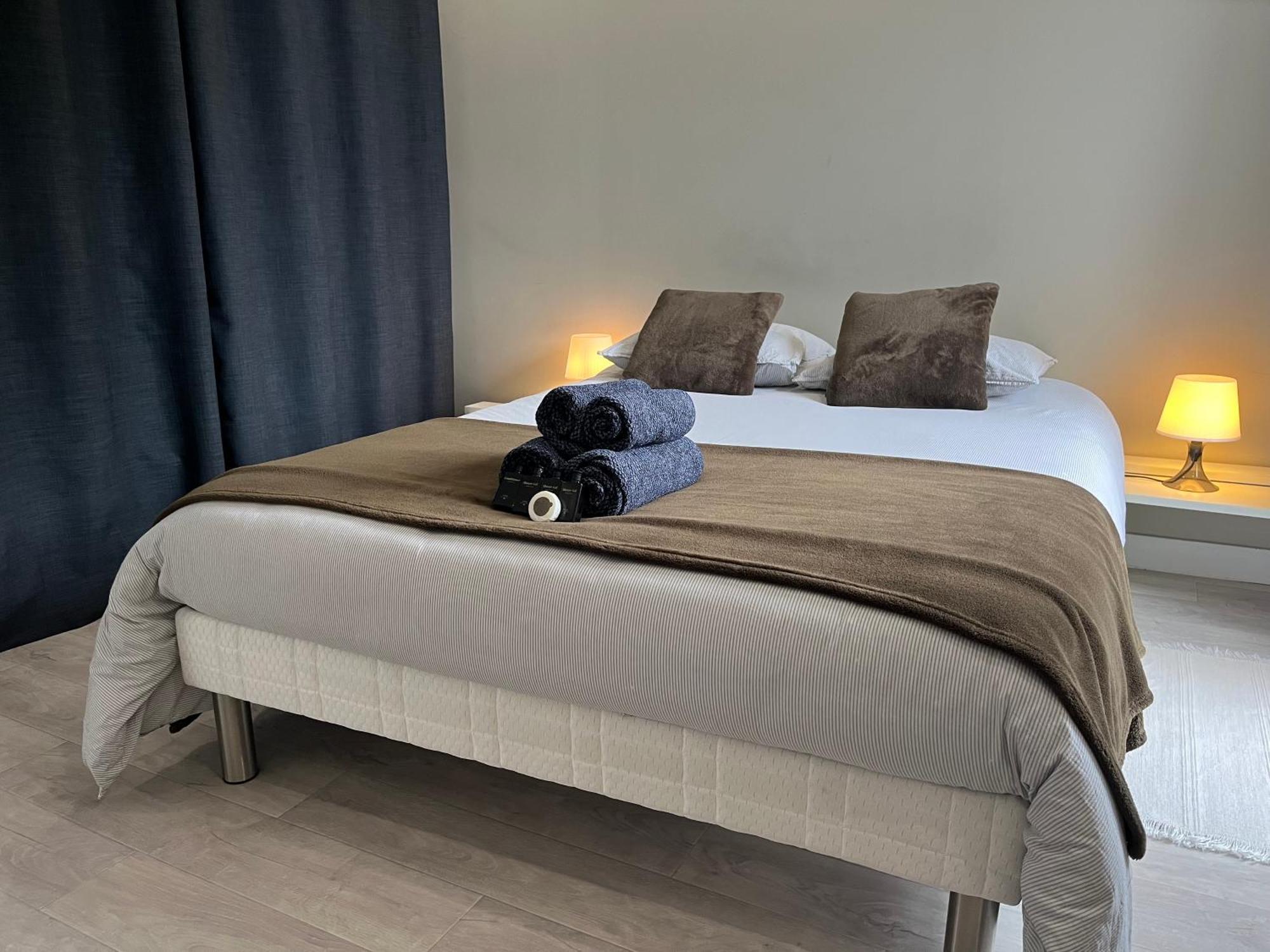 Joli appartement à Lamorlaye avec parking gratuit Extérieur photo